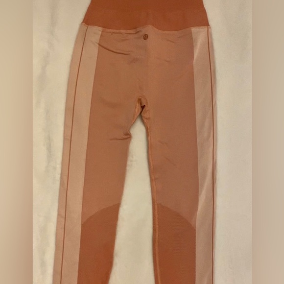 Lululemon leggings - Picture 2 of 4
